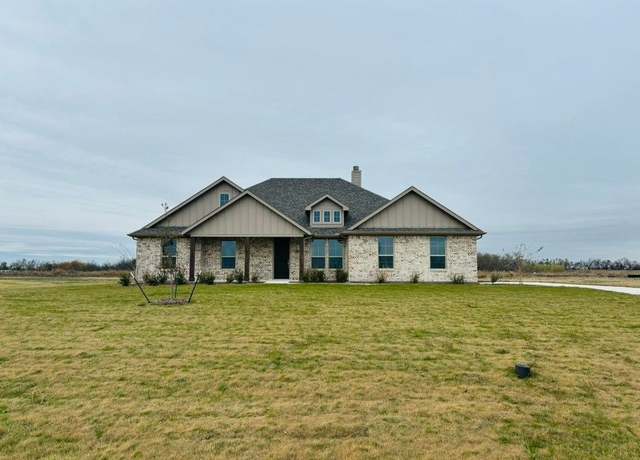 Property at 1260 County Road 200, Valley View, TX 76272, 4 beds, 2 baths