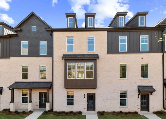Property at 15 Daybreak Ln, Newnan, GA 30265, 4 beds, 3.5 baths