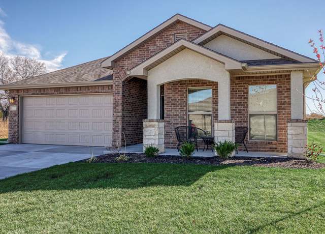 Property at 8408 Greentree Dr, Lenexa, KS 66227, 4 beds, 2 baths