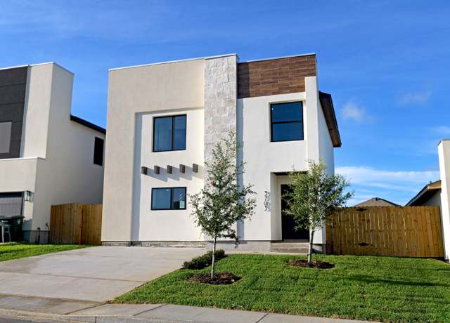 Property at 3703 Eduardo E Hayes Dr, Laredo, TX 78046, 3 beds, 2.5 baths