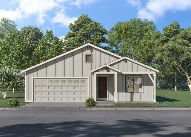 Property at 1062 NW Walnut Ave, Redmond, OR 97756, 3 beds, 2 baths