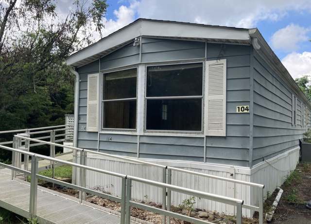 Property at 104 Holly La 183, Barnegat, NJ 08005, 2 beds, 2 baths