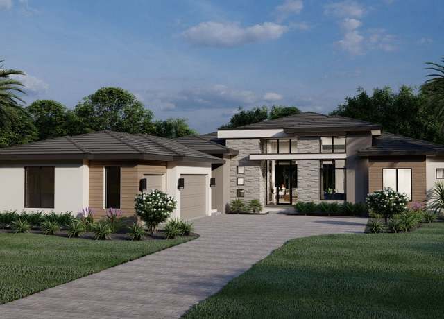 Property at 17723 Royal Eagle Ln, Lutz, FL 33549, 4 beds, 4 baths