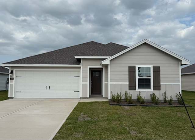 Property at 210 Kokomo Dr, Rockport, TX 78382, 4 beds, 2 baths