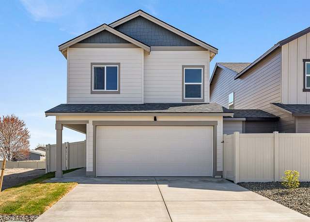 Property at Clark Plan, Kennewick, WA 99336, 3 beds, 2.5 baths