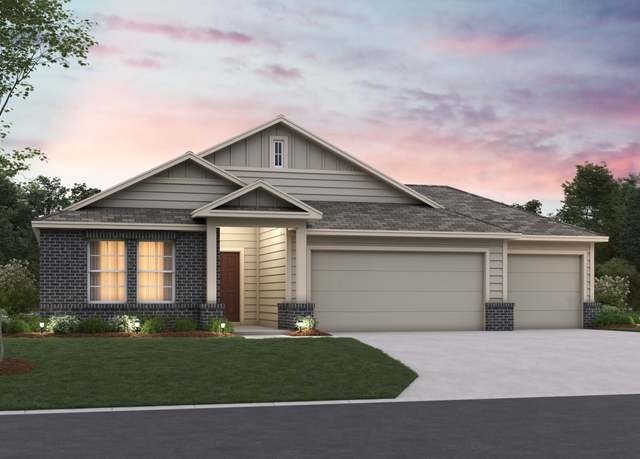 Property at 109 Cheyenne Dr, Floresville, TX 78114, 4 beds, 2 baths