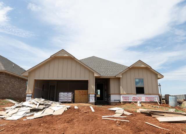 Property at 3809 Lynne Ave, Edmond, OK 73012, 4 beds, 2 baths