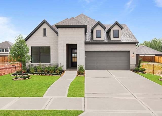 Property at 12310 Palmetto Dr, Mont Belvieu, TX 77523, 3 beds, 2.5 baths