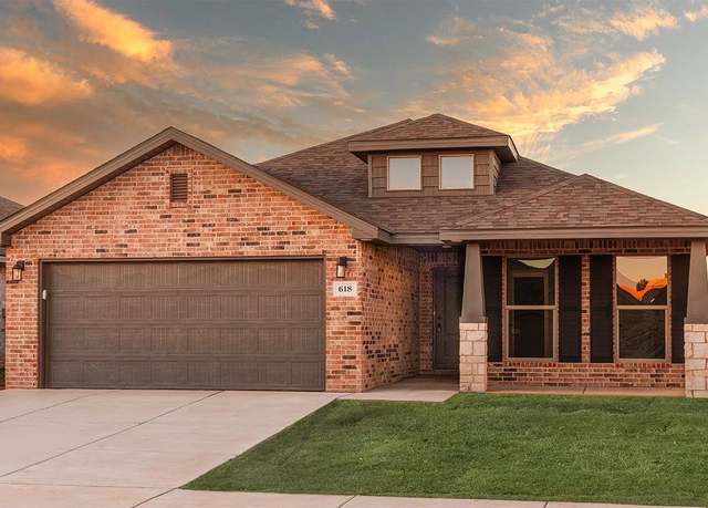 Property at 309 E 25th St, Wolfforth, TX 79382, 3 beds, 2 baths