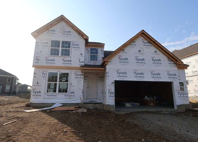 Property at 5480 White Pine Ln, Fairfield Township, OH 45011, 4 beds, 2.5 baths