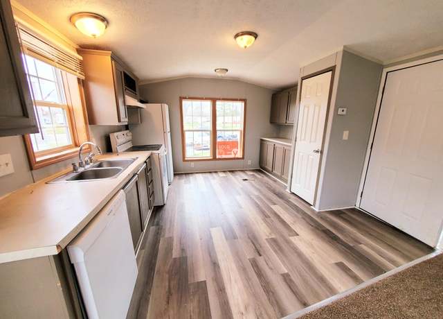 Property at 9944 Bayside Ct #801, Fair Haven, MI 48023, 2 beds, 1 bath