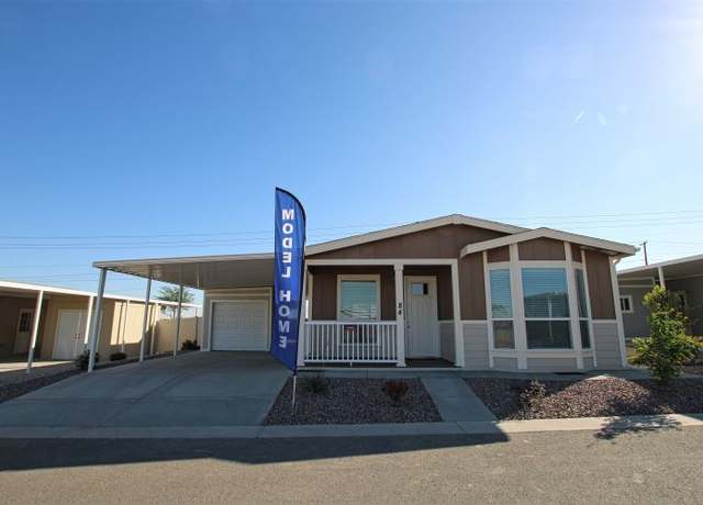 Property at 1820 N Thornton Rd #943, Casa Grande, AZ 85122, 2 beds, 2 baths