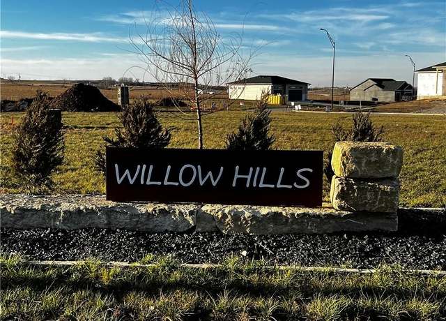 Property at 1215 Willow Plan, Grimes, IA 50111, 5 beds, 3.5 baths