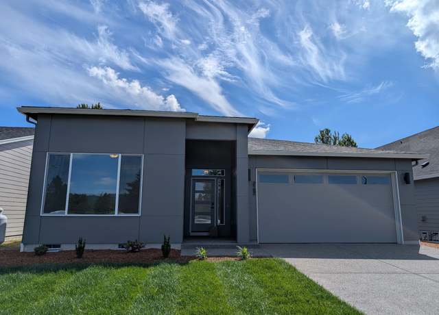 Property at 2182 S River Rd, Kelso, WA 98626, 3 beds, 2 baths
