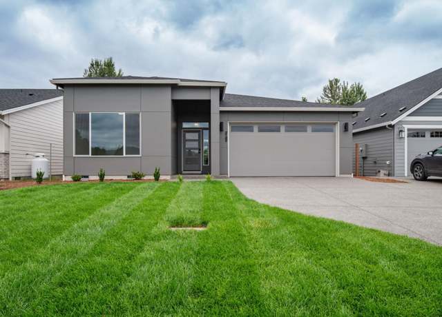 Property at 2182 S River Rd, Kelso, WA 98626, 3 beds, 2 baths