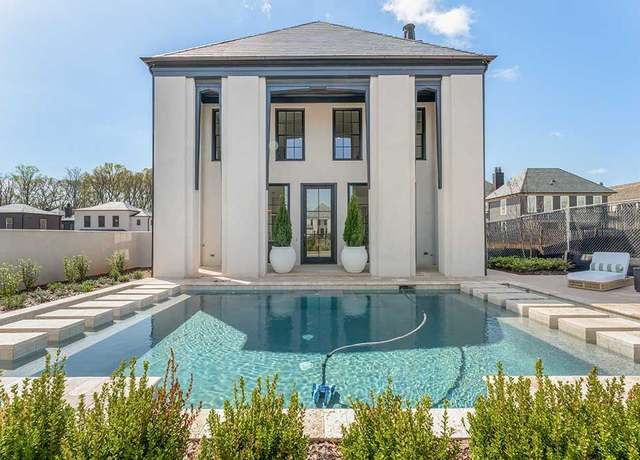 Property at Beverly Plan, Fayetteville, GA 30214, 4 beds, 4.5 baths