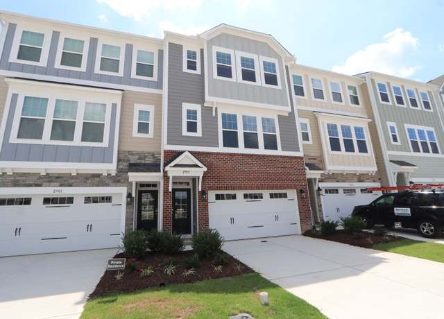 Property at 2703 Hunter Woods Dr, Apex, NC 27502, 4 beds, 3.5 baths