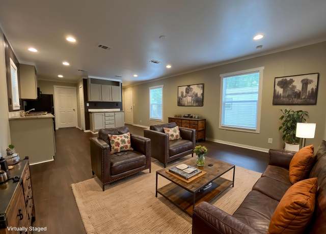 Property at 113 Lillian St, Conroe, TX 77301, 2 beds, 2 baths