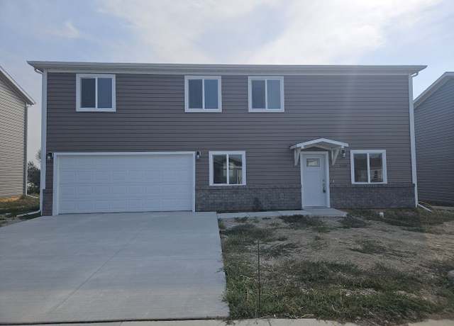 Property at 1045 Covey Run Rd, Sheridan, WY 82801, 4 beds, 2.5 baths