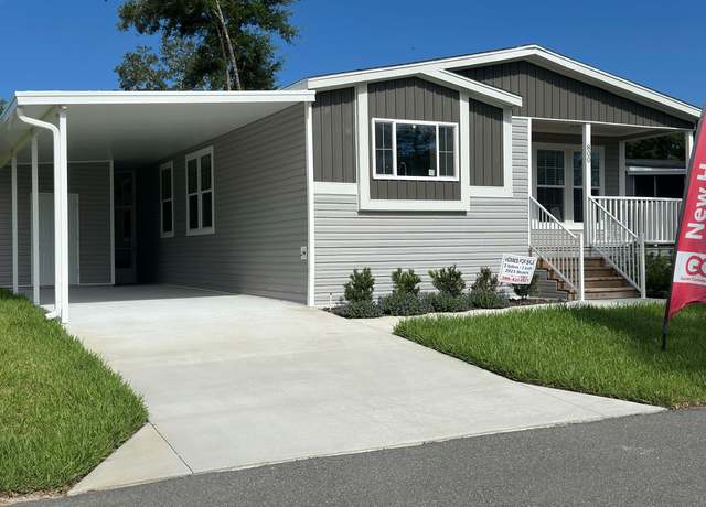 Property at 800 Tiki Bear, Deland, FL 32724, 3 beds, 2 baths