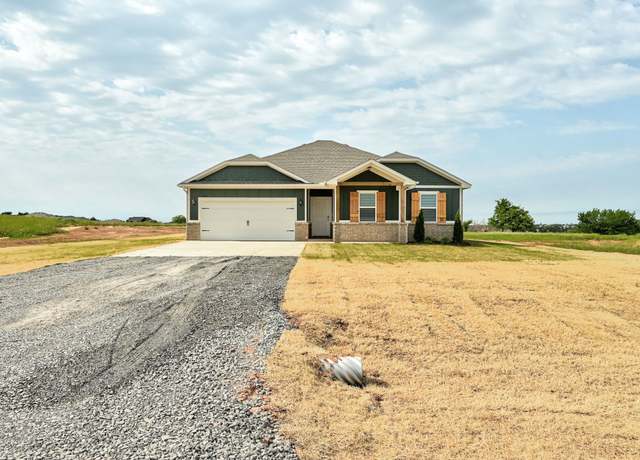 Property at 5345 Littlefoot Ln, Guthrie, OK 73044, 4 beds, 2 baths
