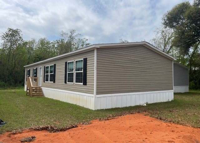 Property at 901 Massachusetts Ave #71, Pensacola, FL 32505, 3 beds, 2 baths