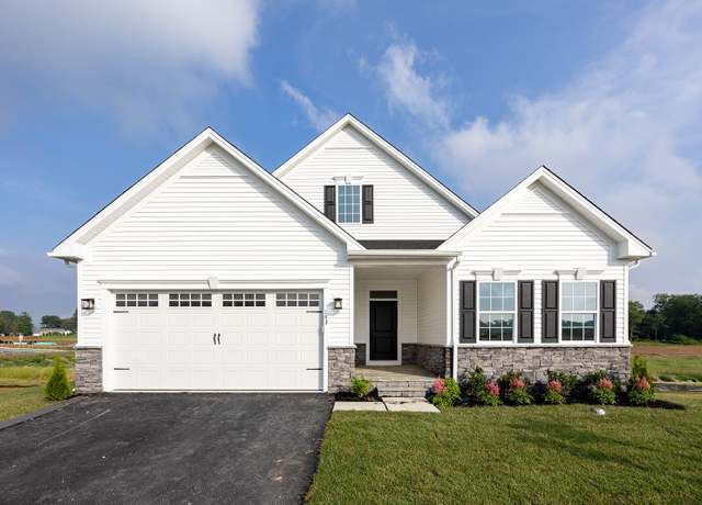 Property at 143 Gianna Dr, Elizabethtown, PA 17022, 3 beds, 2 baths