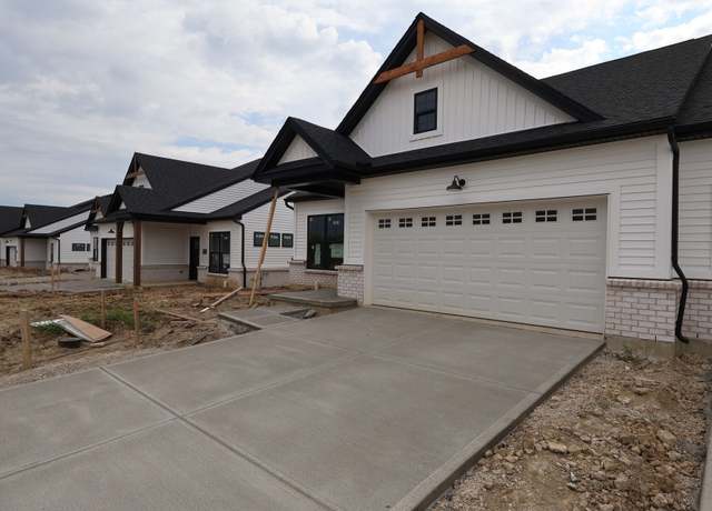 Property at 5556 Birch Ct, Fairfield Township, OH 45011, 2 beds, 2 baths