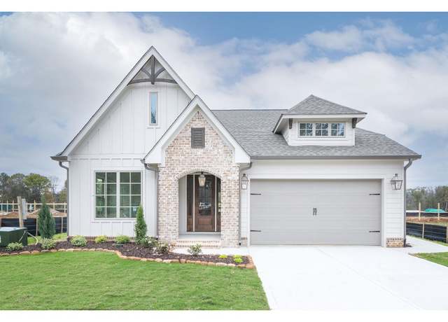 Property at 316 Fox Gap Ln, Hixson, TN 37343, 3 beds, 2 baths