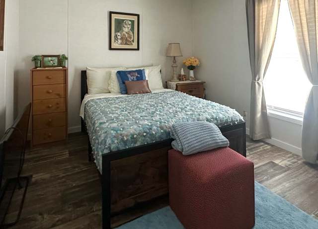 Property at 1307 Scoter Duck Rd, Columbia, TN 38401, 3 beds, 2 baths