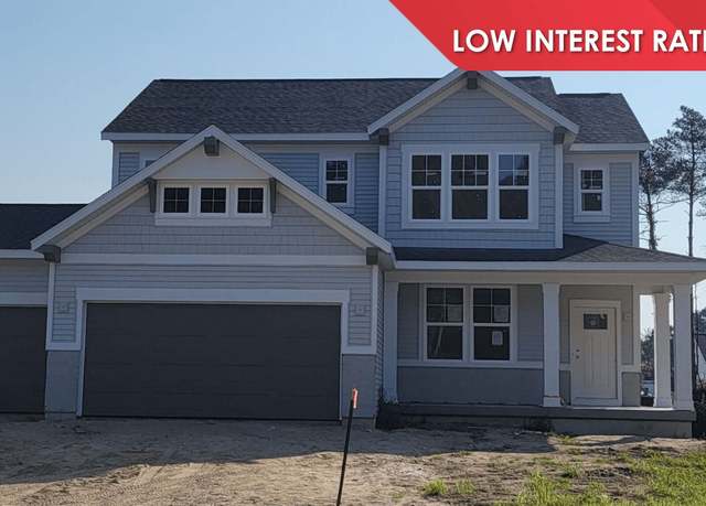 Property at 1450 Kimber Dr, Lowell, MI 49331, 4 beds, 2.5 baths