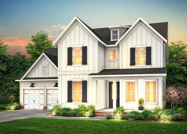 Property at 880 Rockwell Dr, Hendersonville, TN 37075, 5 beds, 3.5 baths
