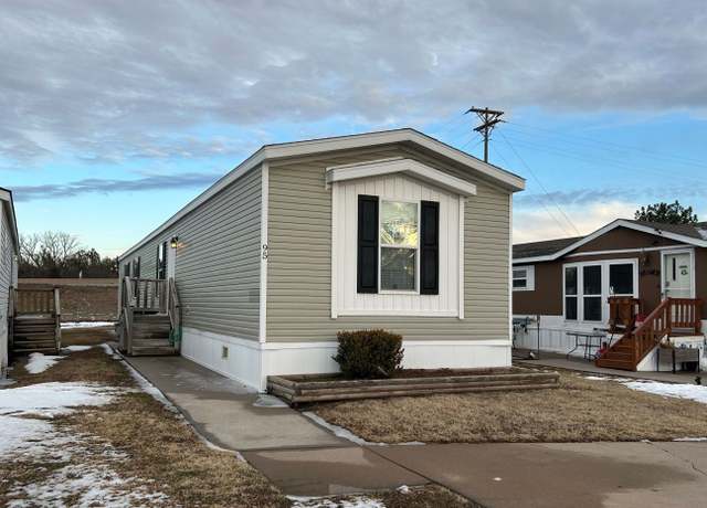 Property at 1932 E 47th St S #95, Wichita, KS 67216, 3 beds, 2 baths