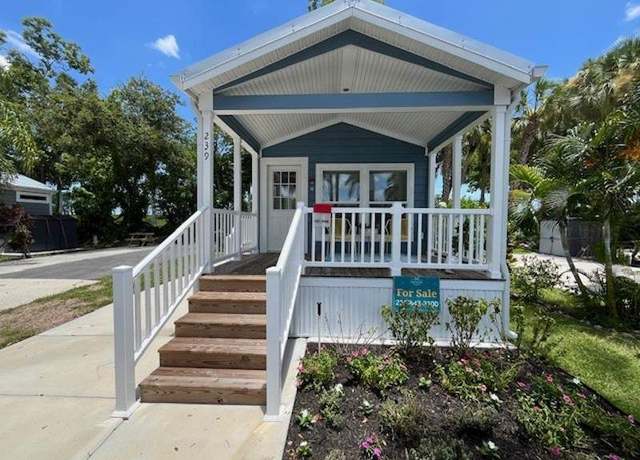 Property at 3100 North Rd #239, Naples, FL 34104, 1 bed, 1 bath