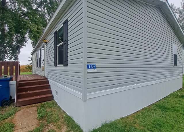 Property at 7171 W 60th St #169, Davenport, IA 52804, 3 beds, 2 baths
