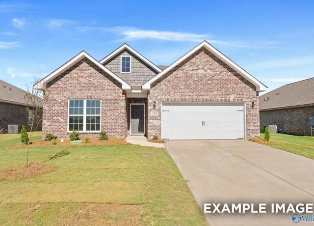 Property at 14110 Hazel Meadow Dr, Muscle Shoals, AL 35661, 3 beds, 2 baths