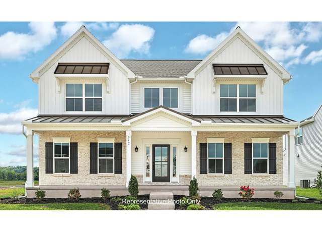 Property at 501 Estate Dr, Mechanicsburg, PA 17055, 4 beds, 2.5 baths