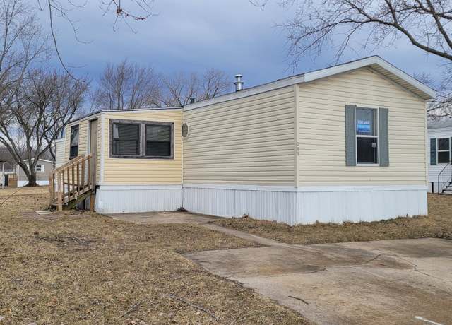 Property at 2801 S Stone Rd #205, Marion, IN 46953, 3 beds, 2 baths