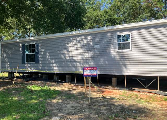 Property at 2600 W Michigan Ave Unit 22A, Pensacola, FL 32526, 3 beds, 2 baths