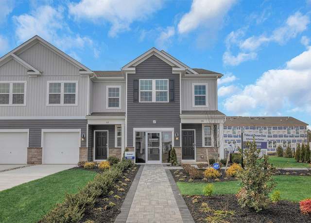 Property at 226 Hermosa Dr, Egg Harbor Township, NJ 08234, 3 beds, 2.5 baths