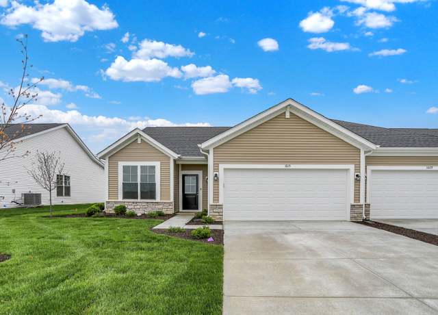 Property at 1615 Clover Crossing Dr, Greenfield, IN 46140, 2 beds, 2 baths