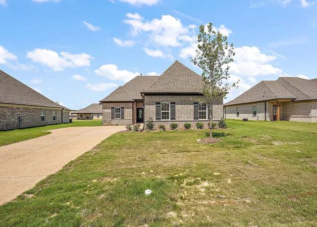 Property at Mimosa Plan, Southaven, MS 38672, 3 beds, 2 baths