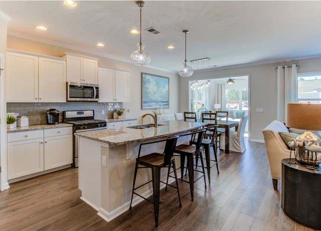 Property at 301 Indigo Cir, Easley, SC 29642, 3 beds, 2.5 baths