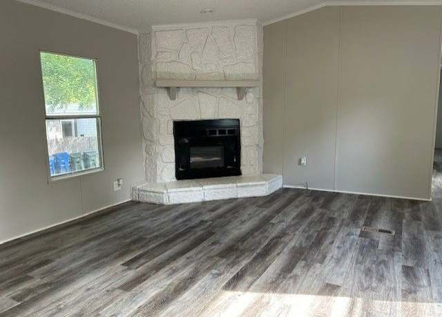 Property at 1908 E 19th St Unit W103, Lawrence, KS 66046, 3 beds, 2 baths
