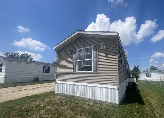 Property at 6478 Arbor Oak, Indianapolis, IN 46241, 3 beds, 2 baths