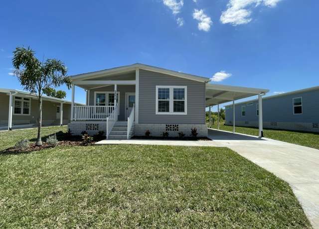 Property at 34604 Ballyhoo Dr, Zephyrhills, FL 33541, 3 beds, 2 baths