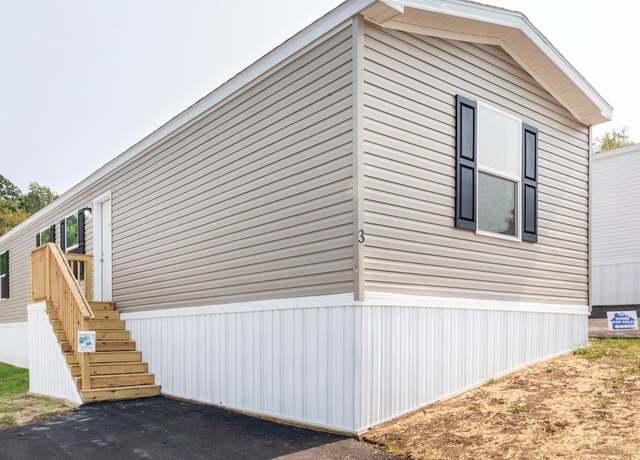 Property at 321 Beallsville Rd #3, Bentleyville, PA 15314, 3 beds, 2 baths