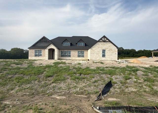 Property at 1440 Julian Dr, Van Alstyne, TX 75495, 4 beds, 3 baths