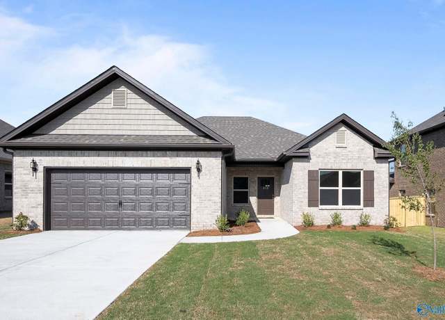 Property at 412 Tracer St, Huntsville, AL 35811, 3 beds, 2 baths