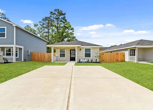 Property at 12038 William Trails Cir, Willis, TX 77378, 2 beds, 1 bath